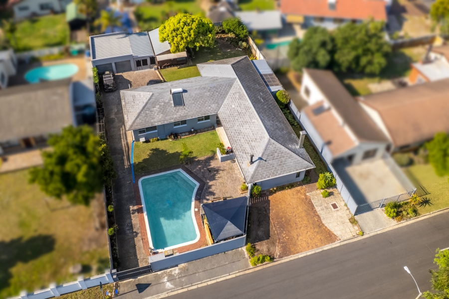 4 Bedroom Property for Sale in Elim Western Cape